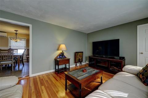 100 Marigold Dr, Warwick, RI 02889 photo 14