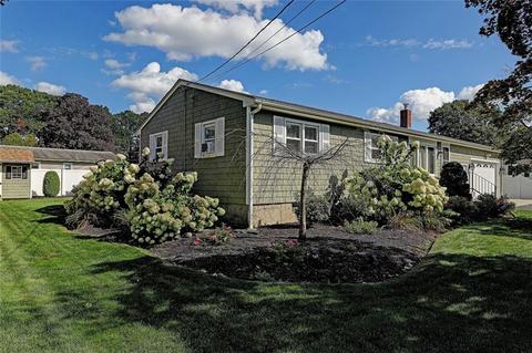 100 Marigold Dr, Warwick, RI 02889 photo 6
