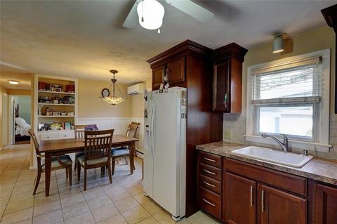 100 Marigold Dr, Warwick, RI 02889 photo 17