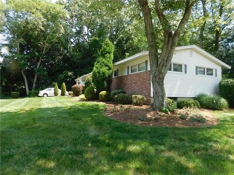 2 Deborah Rd, Warwick, RI 02888 photo 5