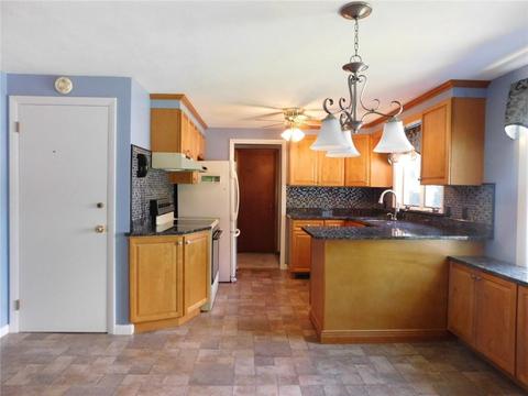 2 Deborah Rd, Warwick, RI 02888 photo 17