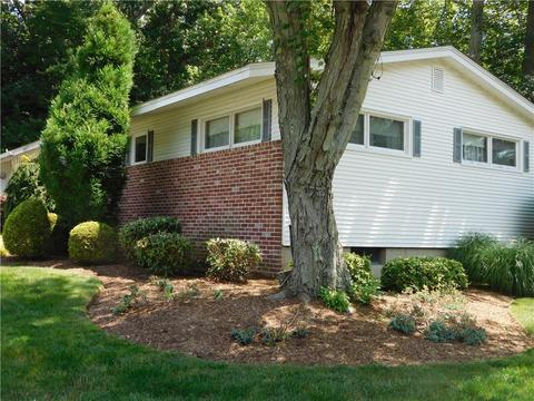 2 Deborah Rd, Warwick, RI 02888 photo 6