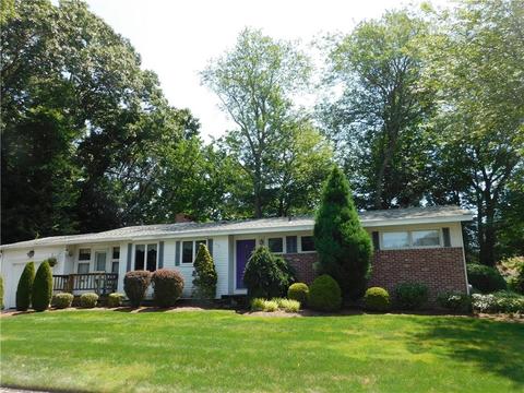 2 Deborah Rd, Warwick, RI 02888 photo 3