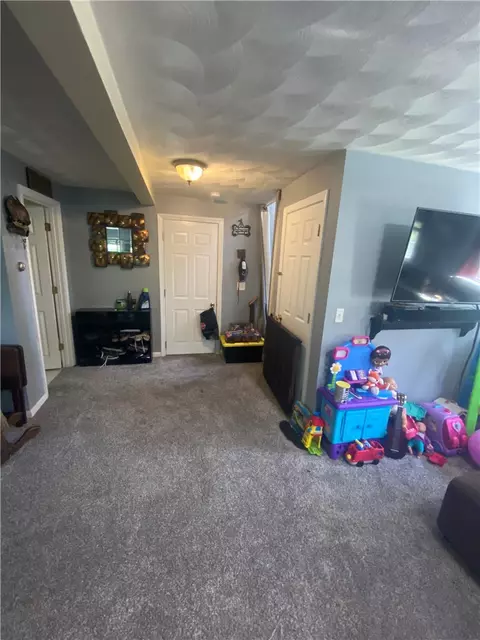 69 11th Ave, Woonsocket, RI 02895 photo 8