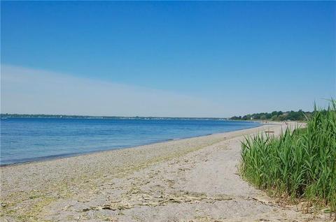 11 Bluff Rd, Barrington, RI 02806 photo 3