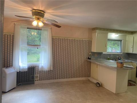 53 Valley Crest Rd, Coventry, RI 02816 photo 3