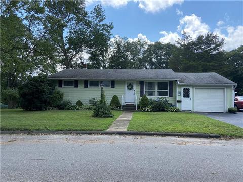 53 Valley Crest Rd, Coventry, RI 02816 photo 1