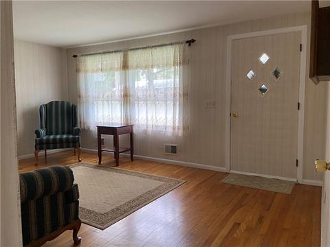 53 Valley Crest Rd, Coventry, RI 02816 photo 2