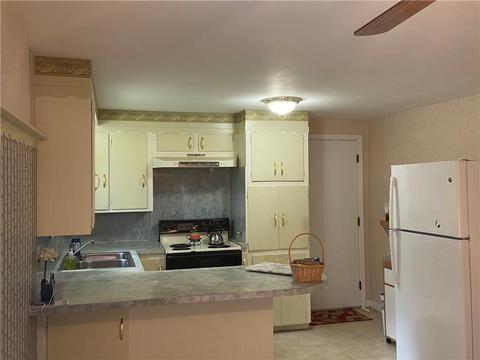 53 Valley Crest Rd, Coventry, RI 02816 photo 4