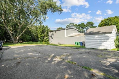 1027 Toll Gate Rd, Warwick, RI 02886 photo 31