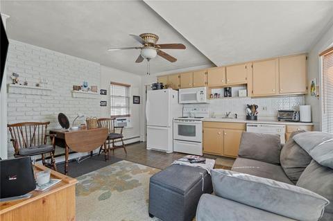 1027 Toll Gate Rd, Warwick, RI 02886 photo 15