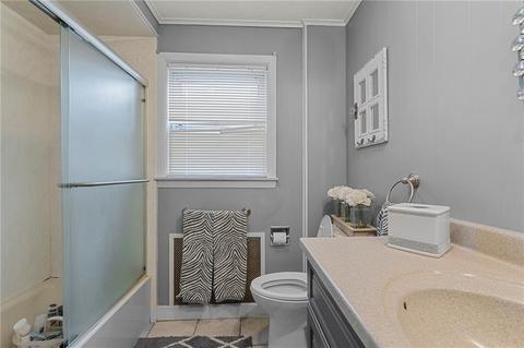 1027 Toll Gate Rd, Warwick, RI 02886 photo 9