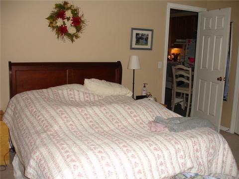 332 Grove St, Woonsocket, RI 02895 photo 9