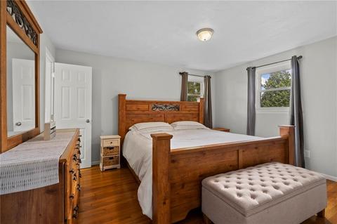 94 Sunnyside Dr, Warwick, RI 02889 photo 17