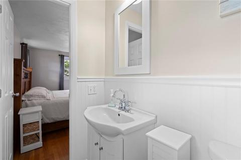 94 Sunnyside Dr, Warwick, RI 02889 photo 20