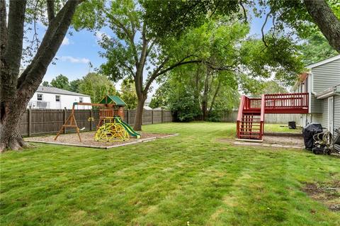 94 Sunnyside Dr, Warwick, RI 02889 photo 36