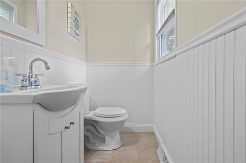 94 Sunnyside Dr, Warwick, RI 02889 photo 19