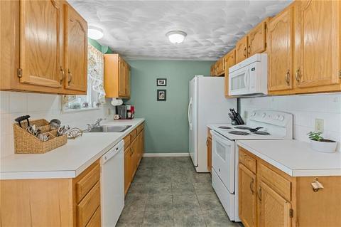 99 Lockhaven Rd, Warwick, RI 02889 photo 15