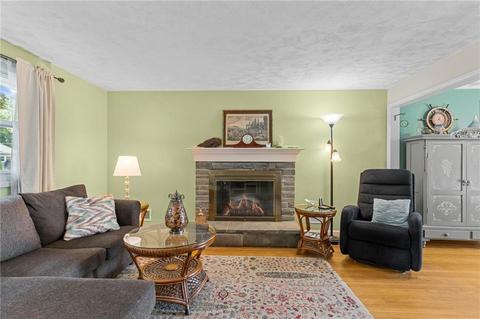 99 Lockhaven Rd, Warwick, RI 02889 photo 9