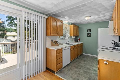 99 Lockhaven Rd, Warwick, RI 02889 photo 16