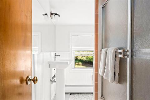 52 Ridge Rd, Bristol, RI 02809 photo 20