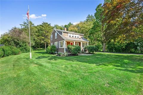 52 Ridge Rd, Bristol, RI 02809 photo 3