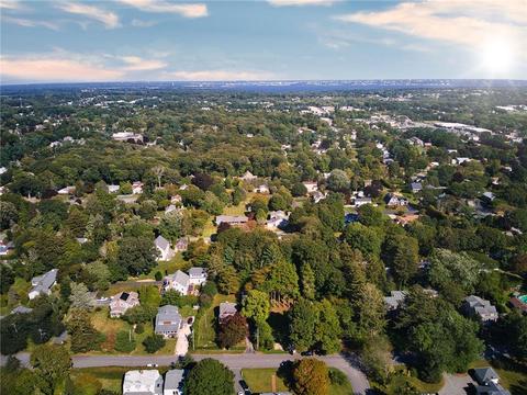 52 Ridge Rd, Bristol, RI 02809 photo 36