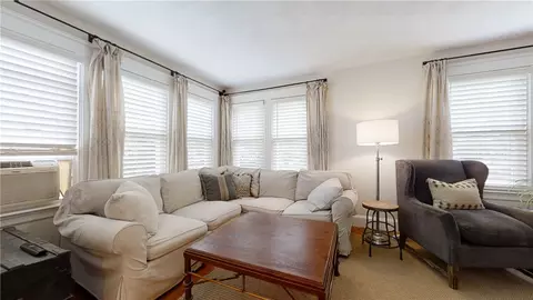 23 Mayfair Rd, Warwick, RI 02888 photo 6