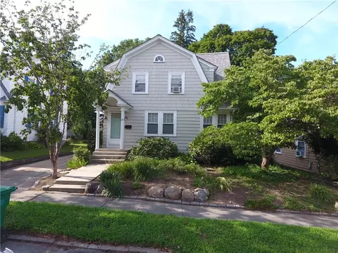 23 Mayfair Rd, Warwick, RI 02888 photo 1