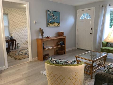 121 Damon Ave, Warwick, RI 02889 photo 5