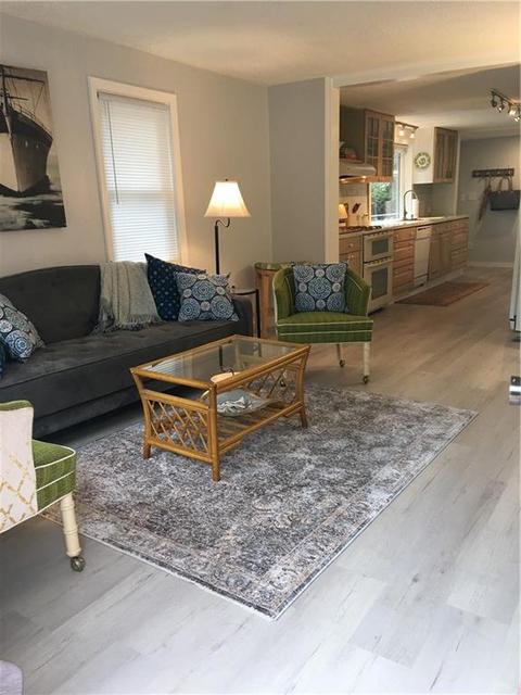 121 Damon Ave, Warwick, RI 02889 photo 3