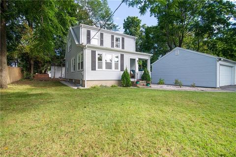 39 Pleasant View Rd, Warwick, RI 02888 photo 3