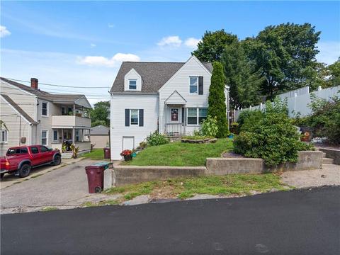 84 Arlington St, Woonsocket, RI 02895 photo 1