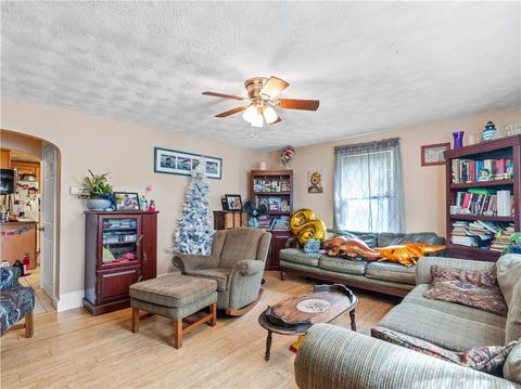 84 Arlington St, Woonsocket, RI 02895 photo 8