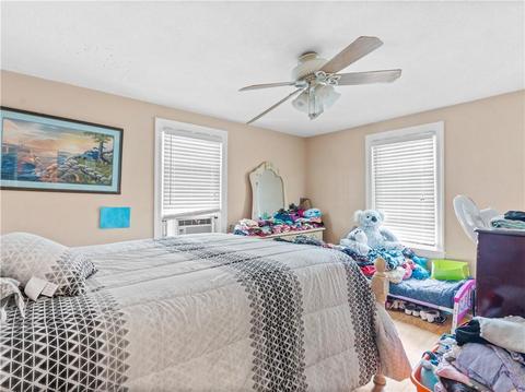 84 Arlington St, Woonsocket, RI 02895 photo 10