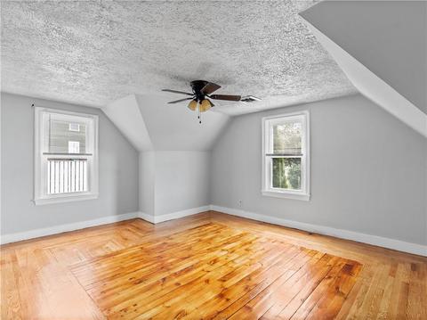 84 Arlington St, Woonsocket, RI 02895 photo 23