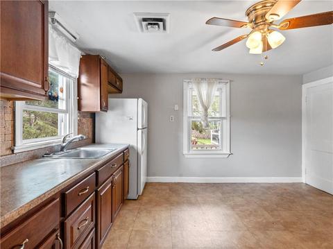 84 Arlington St, Woonsocket, RI 02895 photo 19