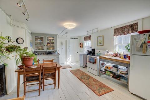 31 Baker St, Warren, RI 02885 photo 18
