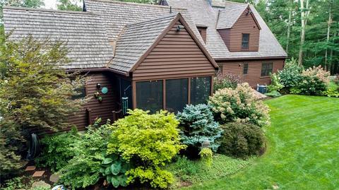 65 Aspinock Rd, Putnam, CT 06260 photo 5
