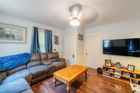 276 Coe St, Woonsocket, RI 02895 photo 8