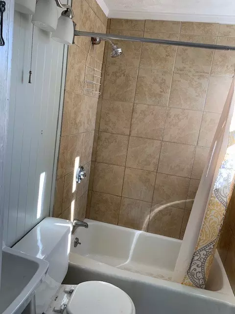276 Coe St, Woonsocket, RI 02895 photo 13