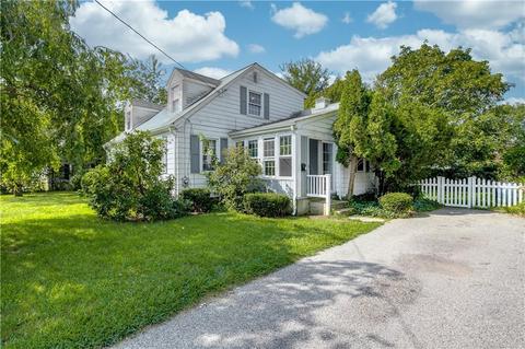 87 Newfield Ave, Warwick, RI 02888 photo 2