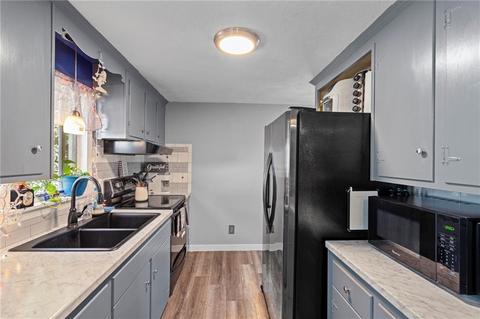 16 Gerald Ave, Coventry, RI 02816 photo 4