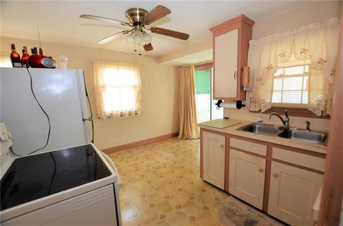 6 Arrow Ave, Warwick, RI 02886 photo 6