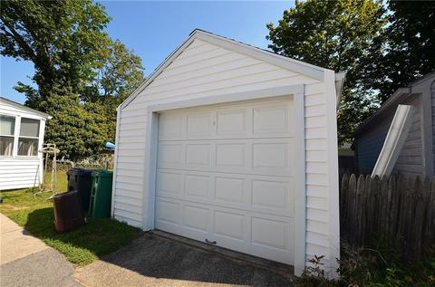 6 Arrow Ave, Warwick, RI 02886 photo 17
