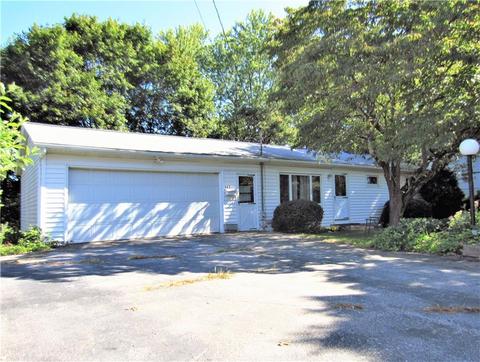 442 Arnold Rd, Coventry, RI 02816 photo 1