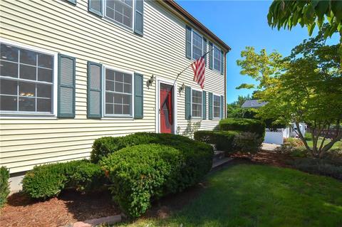 5 Chunga Dr, Cumberland, RI 02864 photo 4