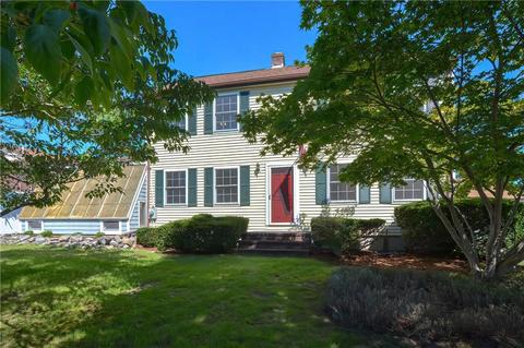 5 Chunga Dr, Cumberland, RI 02864 photo 3