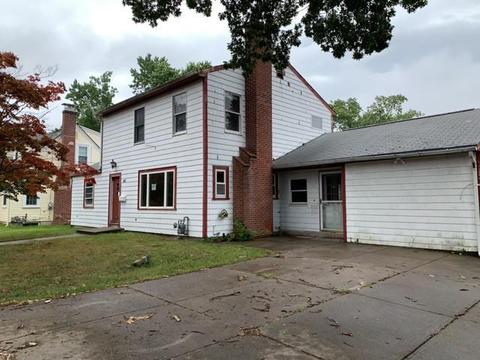 46 Willard St, Warwick, RI 02889 photo 1