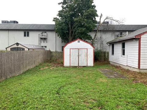 46 Willard St, Warwick, RI 02889 photo 3